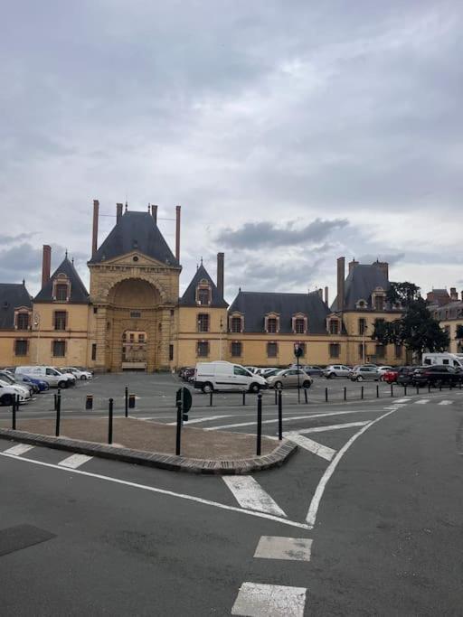 Fontainebleau Hypercentre Place D'Armes 2 Chambres エクステリア 写真